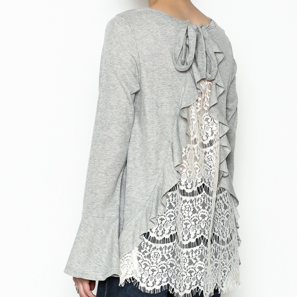 [ Umgee ] Ruffle and Lace Long Sleeve Tee